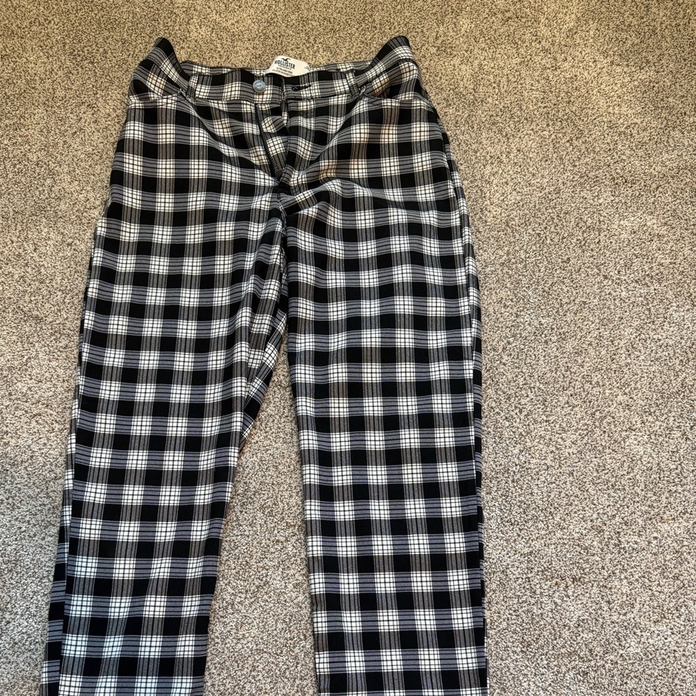 Hollister Monochrome Stretchy Checkered Pants
